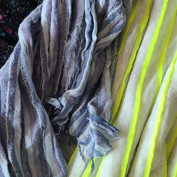 Scarves - Picture 3 of 5